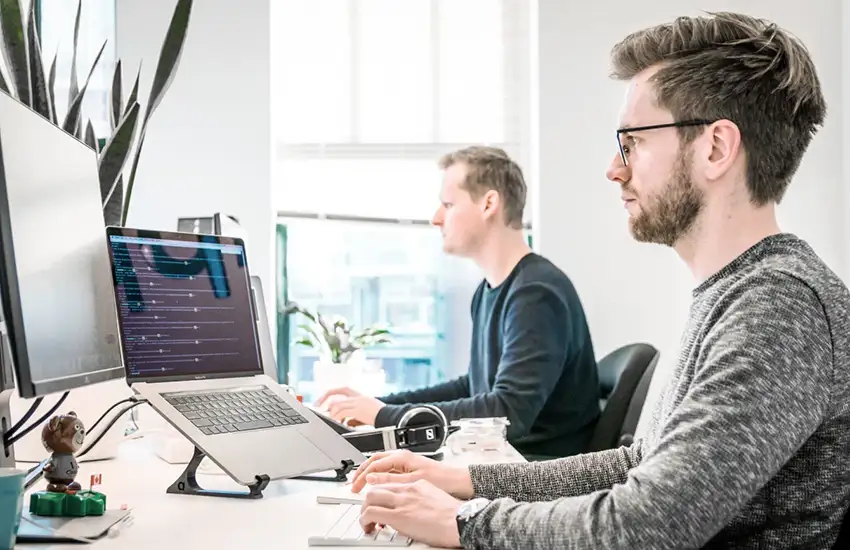 Leveraging AI tools to enhance product engineer performance